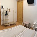 Escartin Guest house 3*