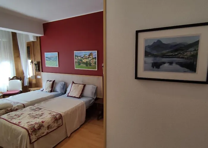 Escartin Pensionat 3*