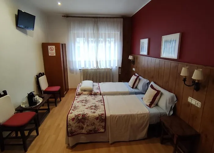 Pensionat Escartin 3*